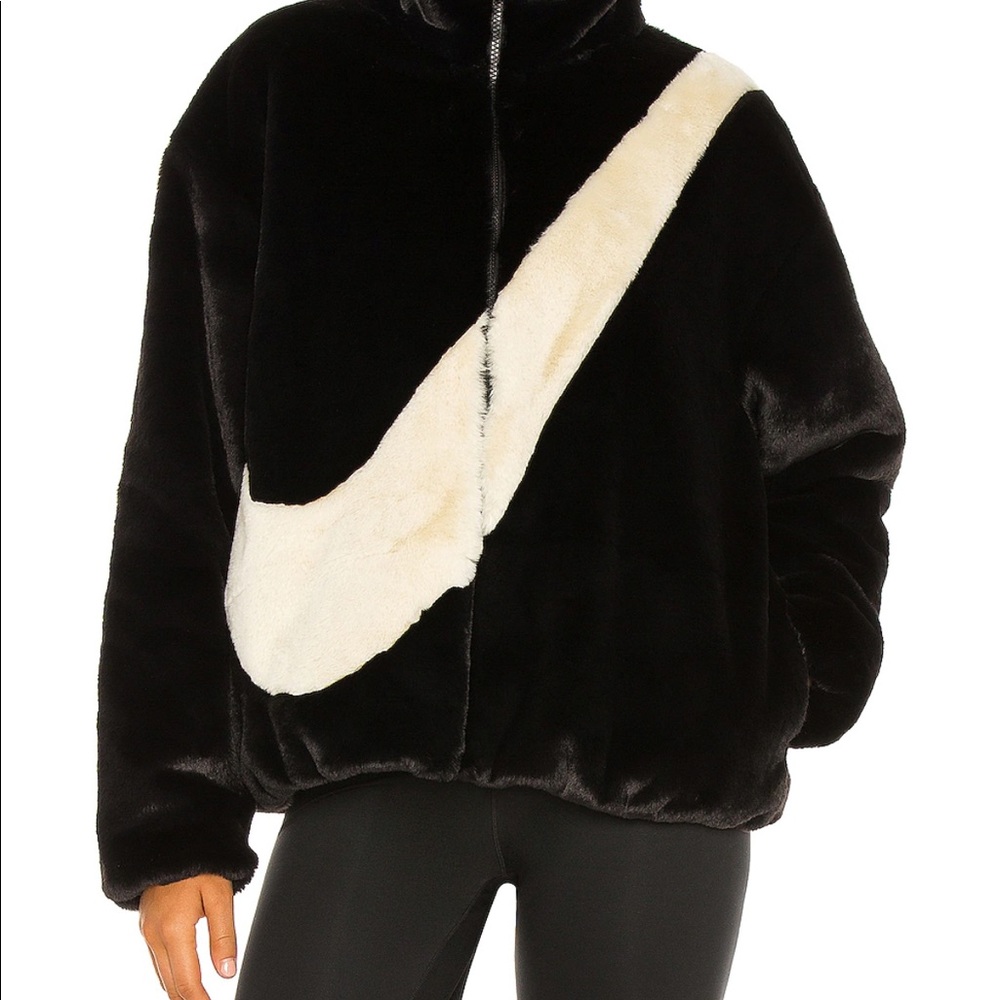 Heyyy Nike puffy jacket !